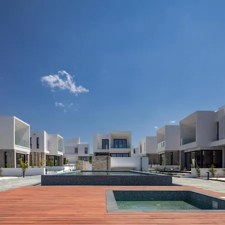 Βίλα Avalon 1 7 Kosta Communal Pool *