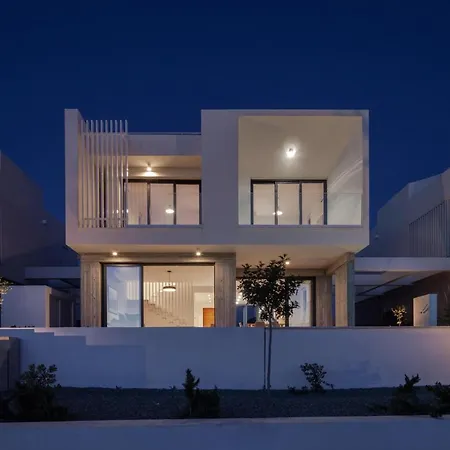 Avalon 1 7 Kosta Communal Pool * Πάφος