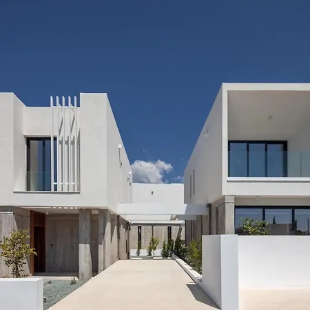 Avalon 1 7 Kosta Communal Pool Πάφος