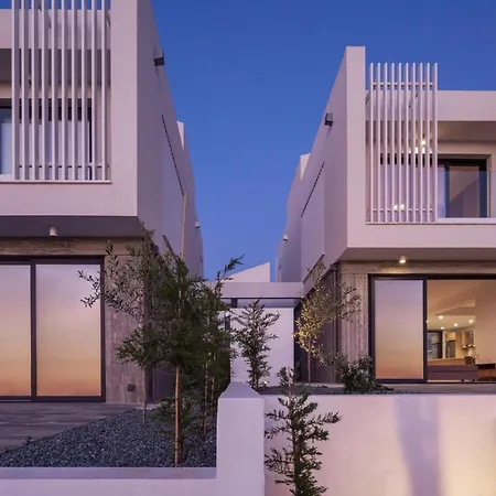 Βίλα Avalon 1 7 Kosta Communal Pool